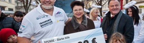 Weltrekordversuch mit ULF Straßenbahnzug der Wiener Linien