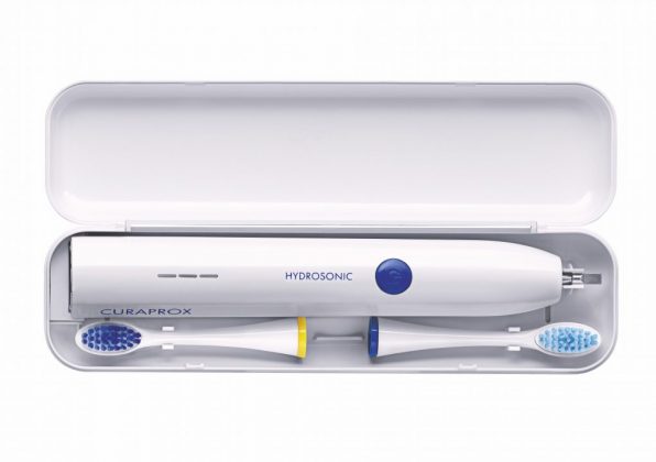 Hydrosonic easy Schallzahnbürsteim Etui Curaprox · Schweizer Premium-Produkte zur Mundgesundheit · Hydrosonic easy Schallzahnbürste