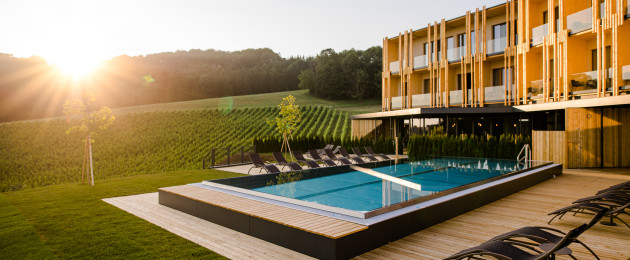 Das Ratscher Landhaus mit Infinitypool
