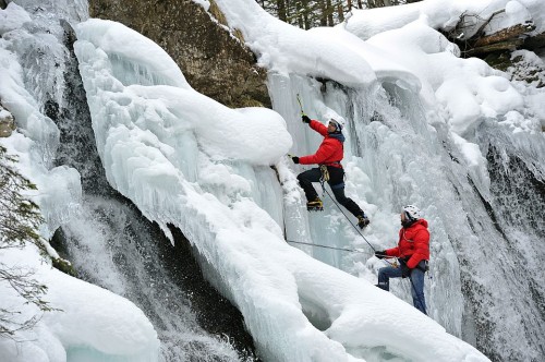 Eisklettern am Staubfall im Unkener Heutal, Salzbuger Saalachtal