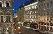 Hotel Sacher Außenansicht mit Wiener Staatsoper
