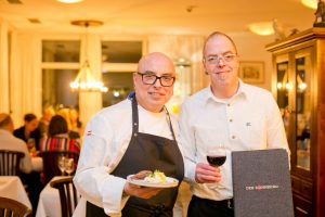 Die Eigentümer Stefan Buhk & Axel Hofmann-Buhk Hotel Restaurant "Der Sonnberg" Sonnberg, Zell am See, Österreich · die Eigentümer