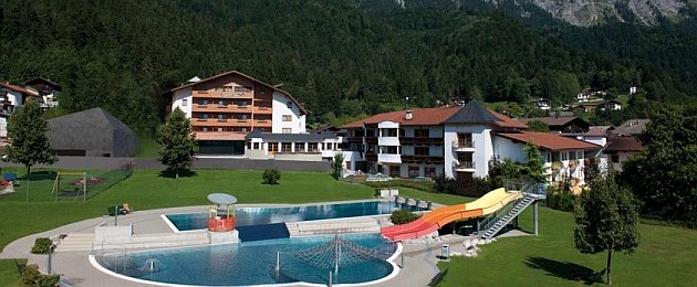 Hotel Schwarzbrunn in Tirol lädt zum Bergsommer