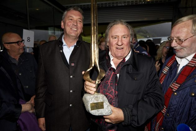 Axel Bach, Gérard Depardieu, Hans-Peter Wodarz · „Summitas“ Kulinarik und Kunst Festival 2018 · Gondel Gipfelsturm · Axel Bach, Gérard Depardieu, Hans-Peter Wodarz · „Summitas“