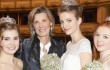 Wiener Opernball 2016 • Desirée Treichl-Stürgkh mit Debütantinnen