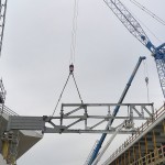 Die Konstruktionen wird das gesamte Dach der Eingangshalle tragen.