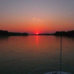 Sonnenuntergang auf der MS Kaiserin Elisabeth (Donau bei Hainburg)