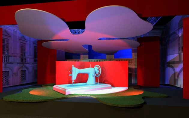 Bühnenbild mit überdimensionaler Nähmaschine Schloss-Spiele Kobersdorf 2019 · Bühnenbild mit überdimensionaler Nähmaschine