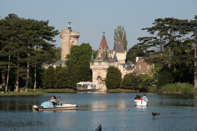 Schlosspark Laxenburg Schlosspark Laxenburg, Niederösterreich