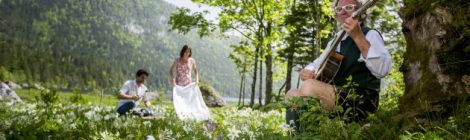 Picknick zur Narzissenblüte • Altausseer See