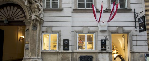 The Optic House und Maybach Boutique
