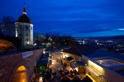 „Aufsteirern“-Weihnachtsmarkt am Schlossberg