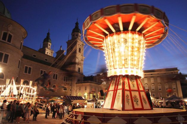 Kettenkarussell am Rupertikirtag in Salzburg © TV Salzburg Altstadt / wildbild